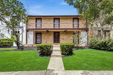 8807 Carriage Dr, San Antonio, TX 78217