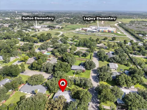 View/Area - 921 Maple, Uvalde, TX 78801 photo 1 of 3