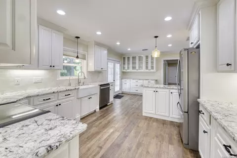 Kitchen - 921 Maple, Uvalde, TX 78801 photo 1 of 3