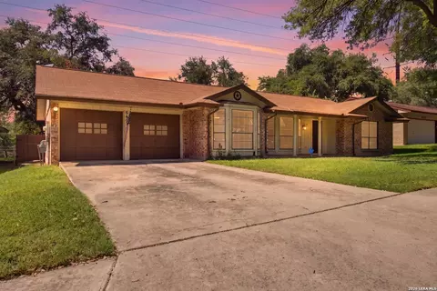 6407 Red Jacket Dr, Leon Valley, TX 78238