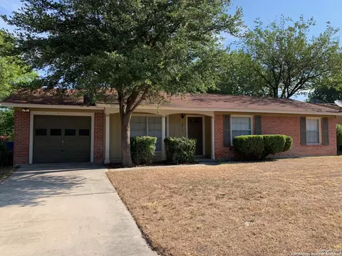 4819 Newcome Dr, San Antonio, TX 78229