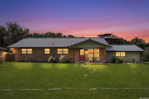 1746 Cattail, Canyon Lake, TX 78133