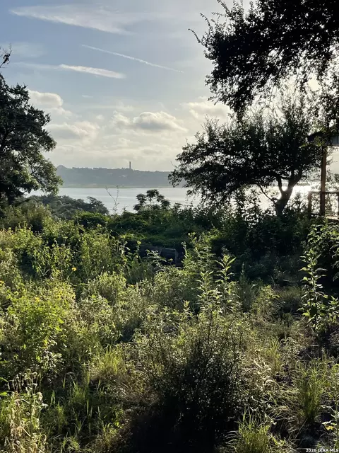 2111 Lakeview, Canyon Lake, TX 78133