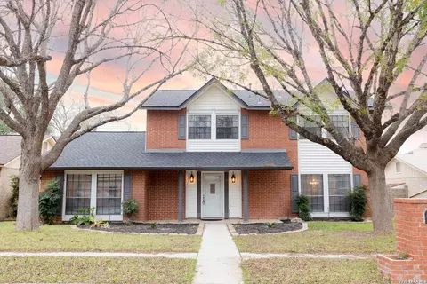 13718 Pebble Pt, San Antonio, TX 78231