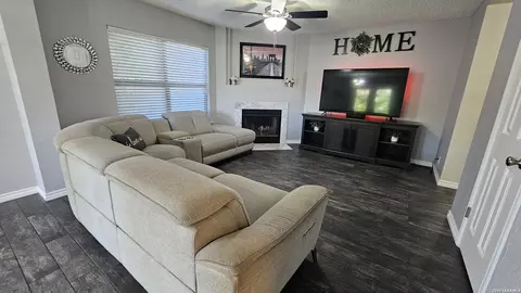 9539 Campton Farms, San Antonio, TX 78250
