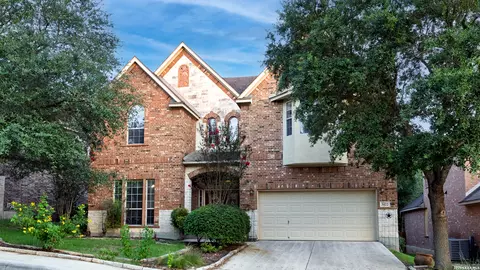 3422 Pinnacle Dr, San Antonio, TX 78261