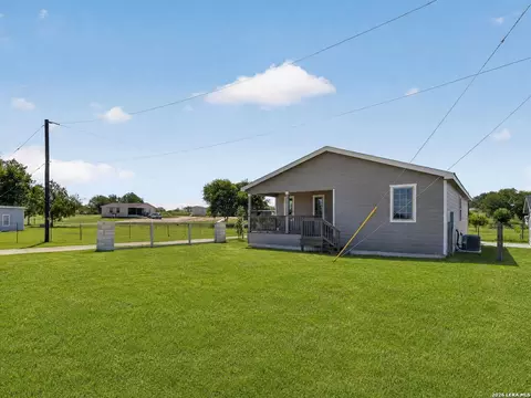 5353 Labus Rd #LOT 13, Elmendorf, TX 78112