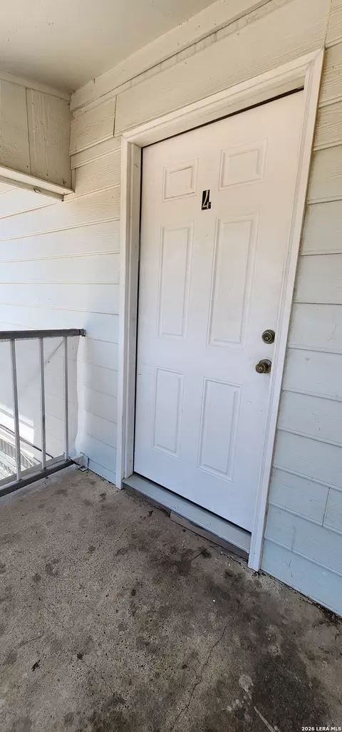 Exterior - 724 Progreso, Eagle Pass, TX 78852 photo 1 of 4