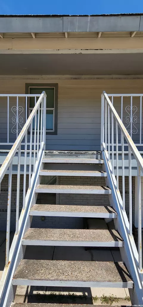 Exterior - 724 Progreso, Eagle Pass, TX 78852 photo 4 of 4