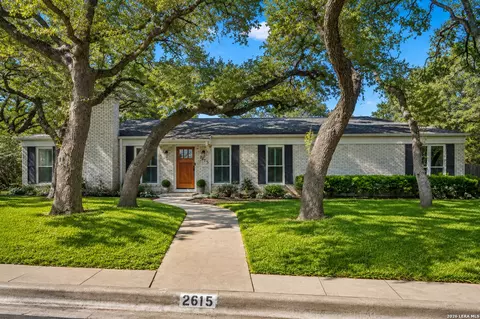 2615 Whisper Hill St, San Antonio, TX 78230