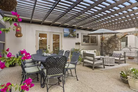 22050 Hanging Oak, San Antonio, TX 78266