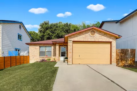 4118 Winter Sunrise Dr, San Antonio, TX 78244
