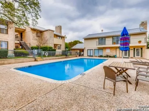 11843 Braesview #1802, San Antonio, TX 78213