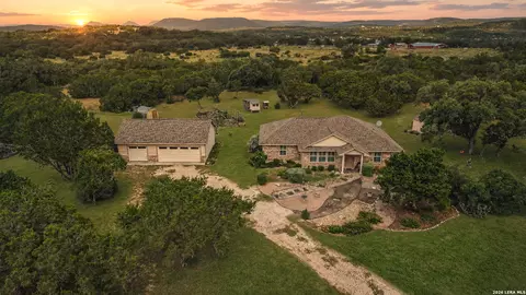 294 Mustang Pass, Bandera, TX 78003