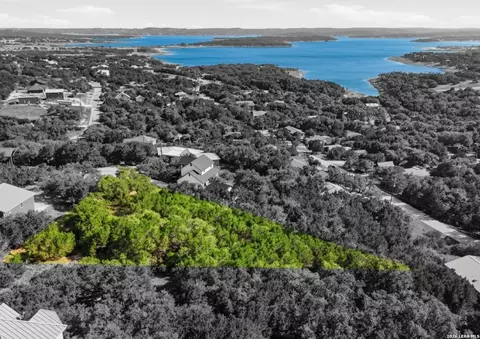 142 Bluejay Ct, Canyon Lake, TX 78133