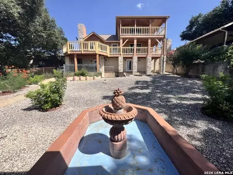 1769 Patty Dr, Canyon Lake, TX 78133