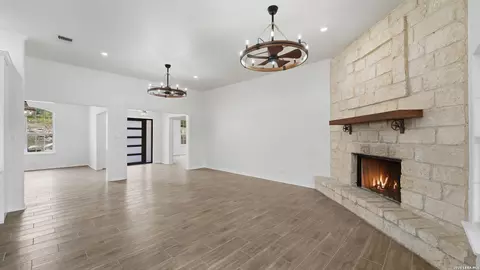Living - 1540 Shepherds Rnch, Bulverde, TX 78163 photo 2 of 3