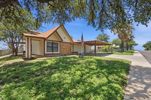 10310 Prescott Dr, San Antonio, TX 78245