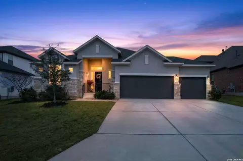 164 Jereth Xing, Castroville, TX 78009