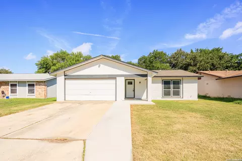 10627 Green Timber St, San Antonio, TX 78223