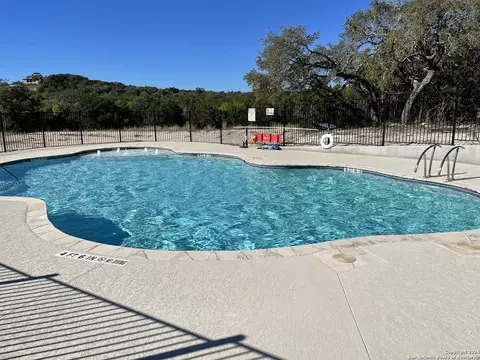 194 Private Road 1714, Mico, TX 78056
