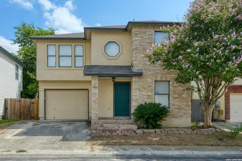 5007 Kenton Trce, San Antonio, TX 78240