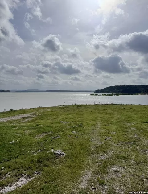 2681 Lakeview Dr, Canyon Lake, TX 78133