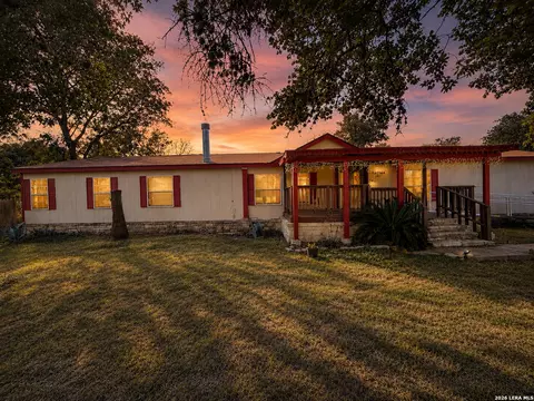 1935 Hickory Way, San Antonio, TX 78264