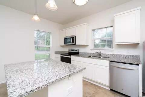2639 E Commerce St, San Antonio, TX 78203