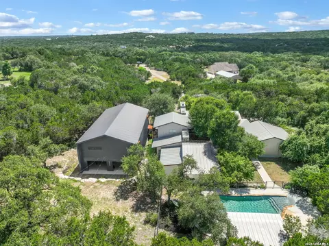 401 Buffalo Springs Spur, New Braunfels, TX 78132