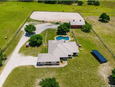 119 Scenic Hls, La Vernia, TX 78121