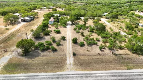 917 Fm 99, Calliham, TX 78007