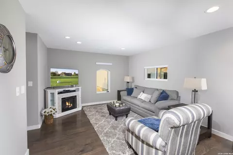 Living - 325 River Rdg, Spring Branch, TX 78070 photo 6 of 6