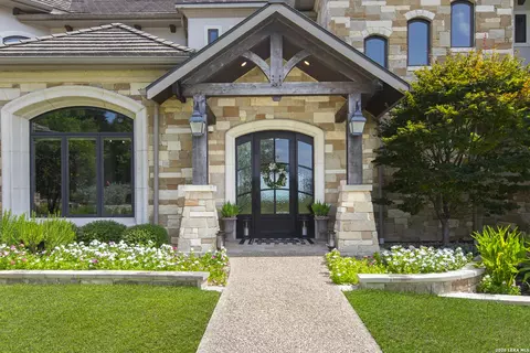 Exterior - 325 River Rdg, Spring Branch, TX 78070 photo 6 of 24