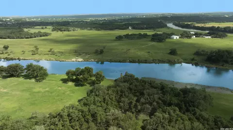 View/Area - 325 River Rdg, Spring Branch, TX 78070 photo 7 of 13