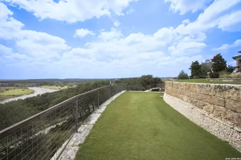 View/Area - 325 River Rdg, Spring Branch, TX 78070 photo 3 of 13