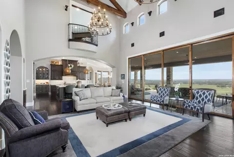Living - 325 River Rdg, Spring Branch, TX 78070 photo 3 of 6