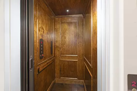 Entry Way - 325 River Rdg, Spring Branch, TX 78070 photo 5 of 6