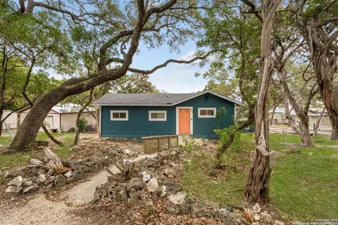 143 Park Dr, Pipe Creek, TX 78063