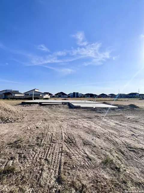 3176 Jacob Dr, Eagle Pass, TX 78852 photo 4