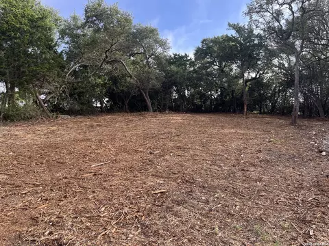 1371 Four Winds Dr, Canyon Lake, TX 78133