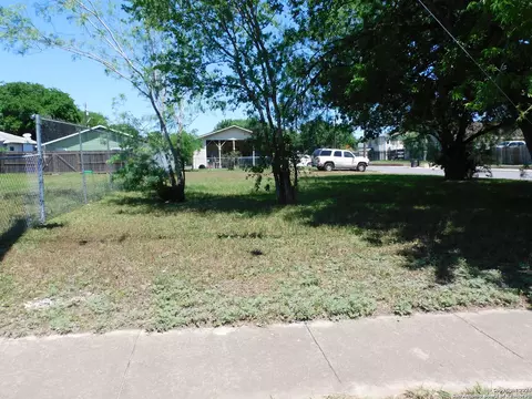 3827 Bay St, San Antonio, TX 78237