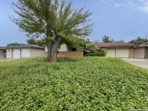 3446 Chateau Dr, San Antonio, TX 78219