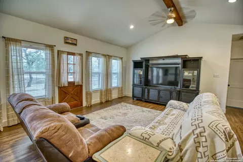 Living - 623 Fm 1796, Utopia, TX 78884 photo 1 of 1
