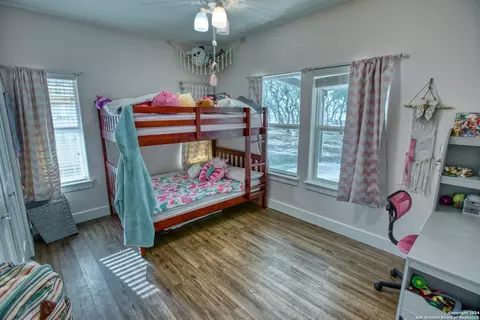 Bedroom - 623 Fm 1796, Utopia, TX 78884 photo 4 of 6