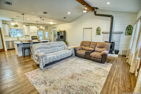 Other - 623 Fm 1796, Utopia, TX 78884 photo 1 of 11