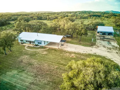 View/Area - 623 Fm 1796, Utopia, TX 78884 photo 3 of 7