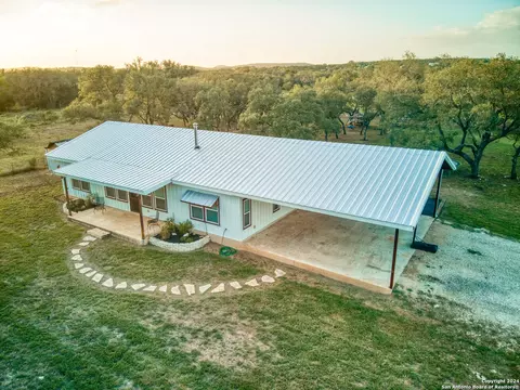 Other - 623 Fm 1796, Utopia, TX 78884 photo 4 of 11