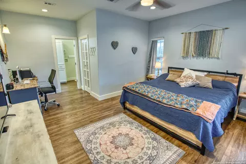 Bedroom - 623 Fm 1796, Utopia, TX 78884 photo 2 of 6