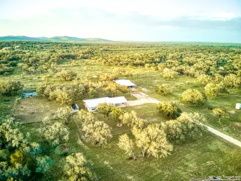 View/Area - 623 Fm 1796, Utopia, TX 78884 photo 6 of 7